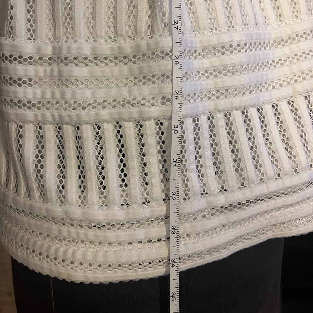 H&M White Eyelet Lattice Pattern Dress Size 4 - Picture 4 of 7